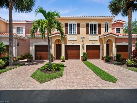 Villagio Estero Real Estate