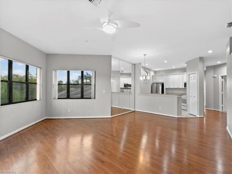 Vineyards Naples Florida Condos for Sale