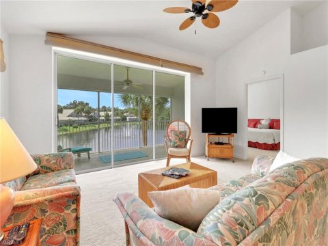 Vineyards Naples Florida Condos for Sale