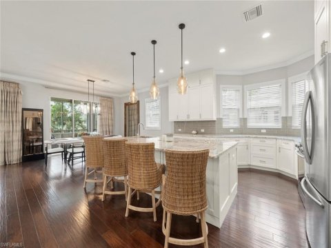 Vineyards Naples Florida Condos for Sale