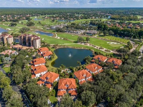 Vineyards Naples Florida Condos for Sale