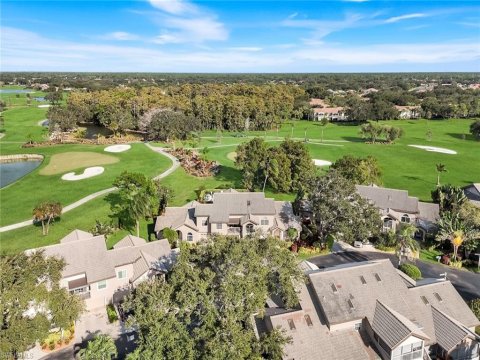 Vineyards Naples Florida Condos for Sale