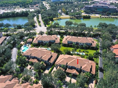 Vineyards Naples Florida Condos for Sale