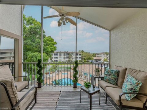 Vineyards Naples Florida Condos for Sale