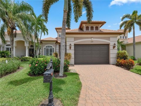 Vineyards Naples Florida Real Estate