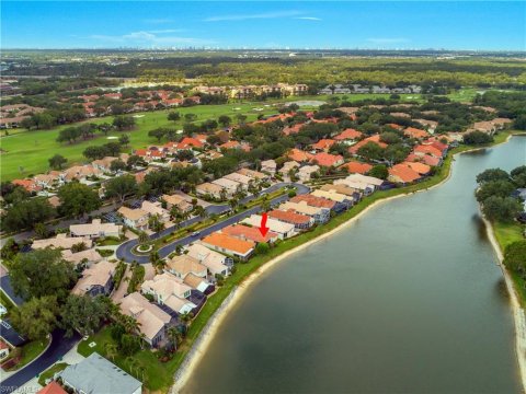 Vineyards Naples Real Estate