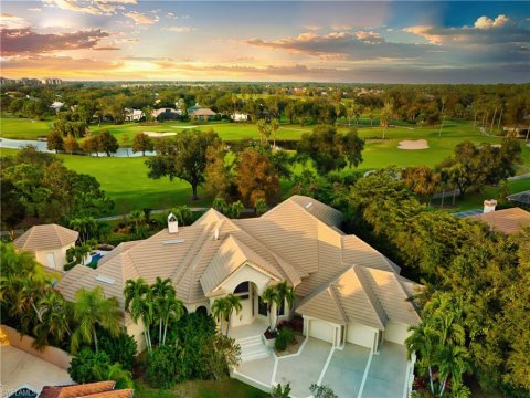 Vineyards Naples Real Estate