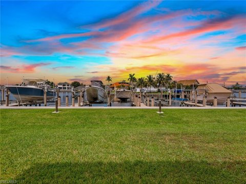 Waterway Pointe Marco Island Real Estate