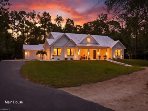 Weber Woods Naples Real Estate