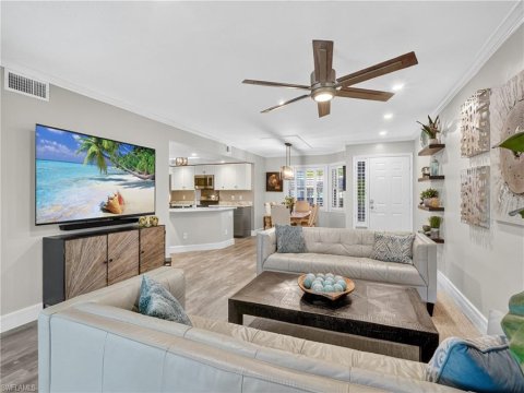Wiggins Bay Naples Real Estate