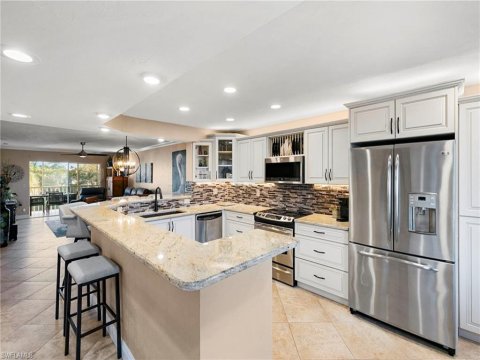 Wiggins Bay Real Estate