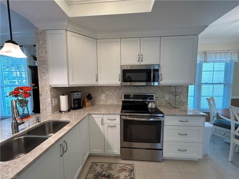 Wiggins Lakes And Preserves Naples Florida Condos for Sale