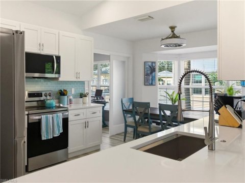 Wiggins Lakes And Preserves Naples Real Estate