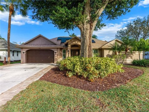 Willoughby Acres Naples Real Estate
