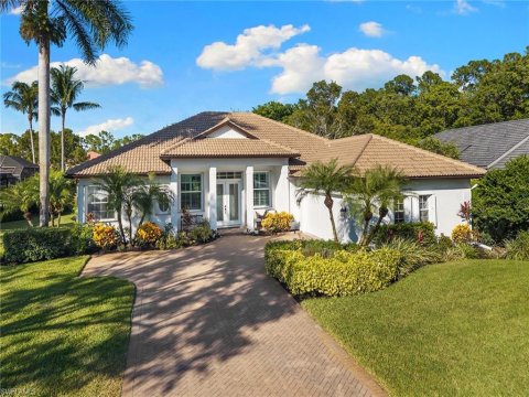 Wilshire Lakes Naples Florida Real Estate