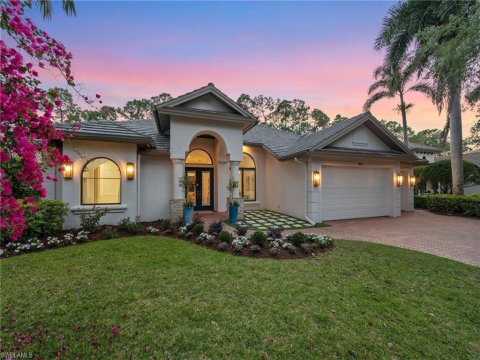Wilshire Lakes Naples Real Estate