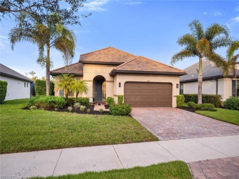 Winding Cypress Naples Florida Homes for Sale