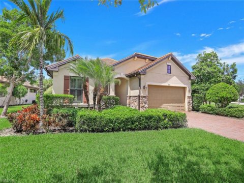 Winding Cypress Naples Real Estate