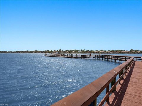 Windstar Naples Real Estate