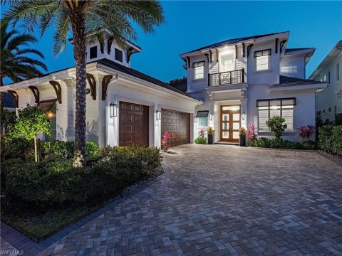 Windward Isle Naples Real Estate