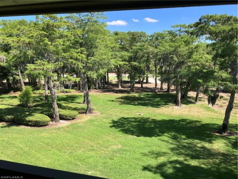 Wyndemere Naples Florida Condos for Sale