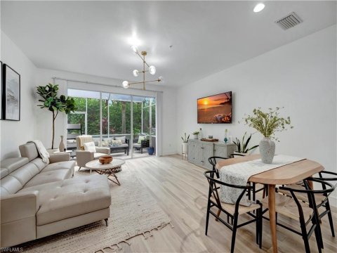 Milano Naples Homes - 16082 Caldera Ln, Naples, FL 34110